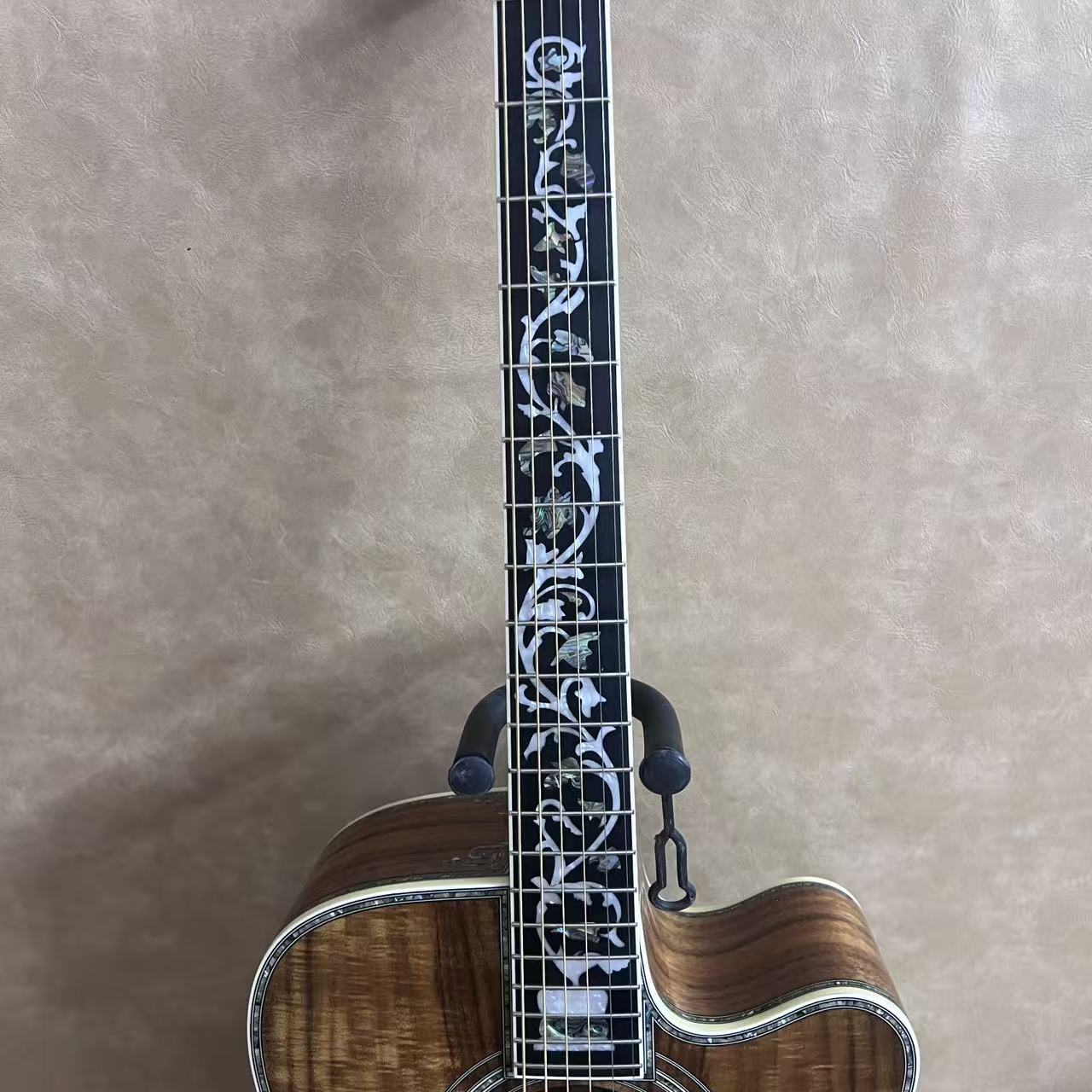 US Local Dispatch Natural Koa  - огляд і ціна Musical Instrument Strings
